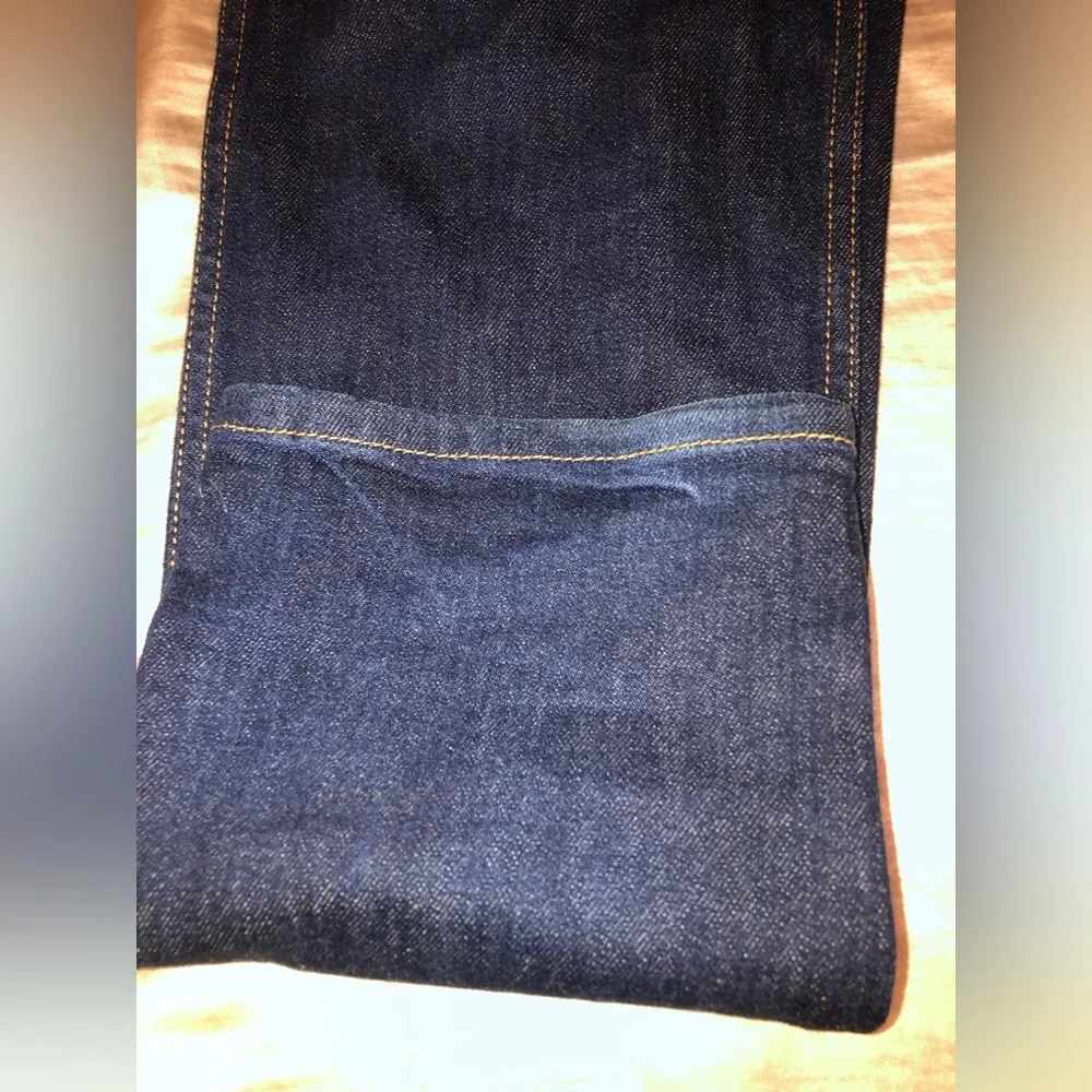 Gucci Men's Navy Jeans with Tiger Detail - Picture 9 of 13